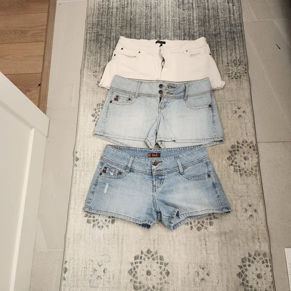 3 Women's Denim Shorts - Light Blue and White