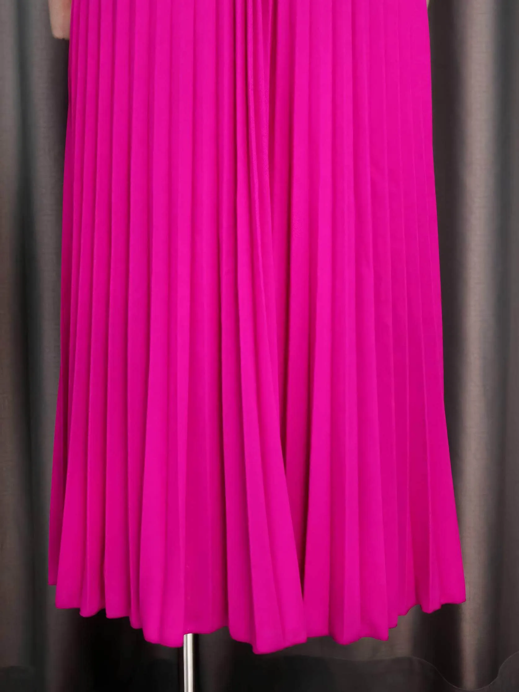 Asymmetrical Ruffle Trim Pleated Hem Dress