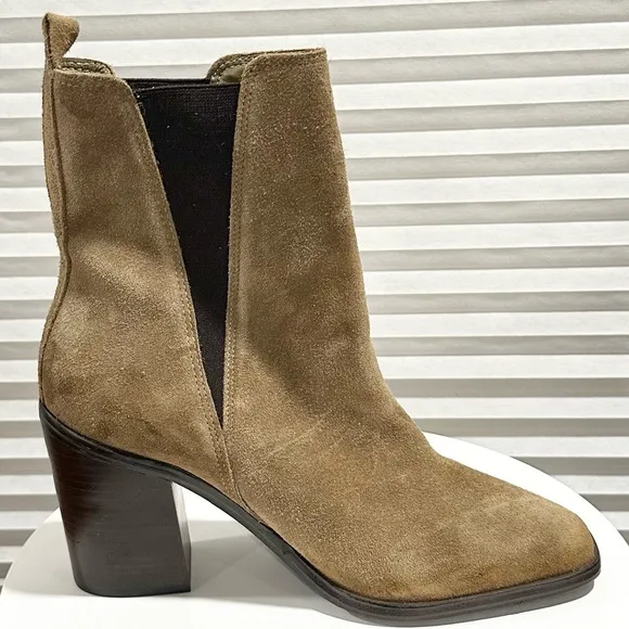 🌸MARC FISHER🌸 Kristie Heeled Bootie Size: 8M
