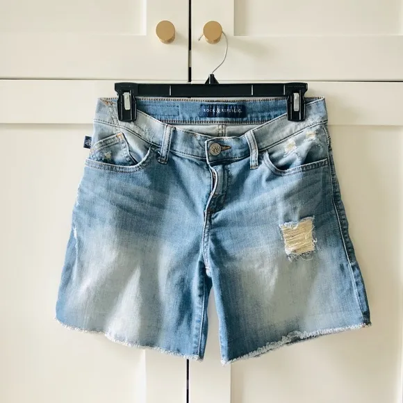 Rock &amp; Republic Bumpershoot Studded Denim Shorts, sz. 4